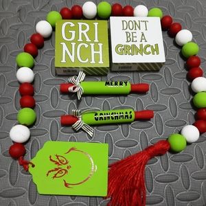 Grinch tray Decor